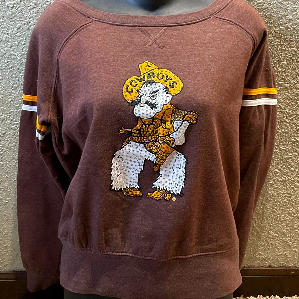 Wyoming Cowboys Pistol Pete Pullover Sweatshirt